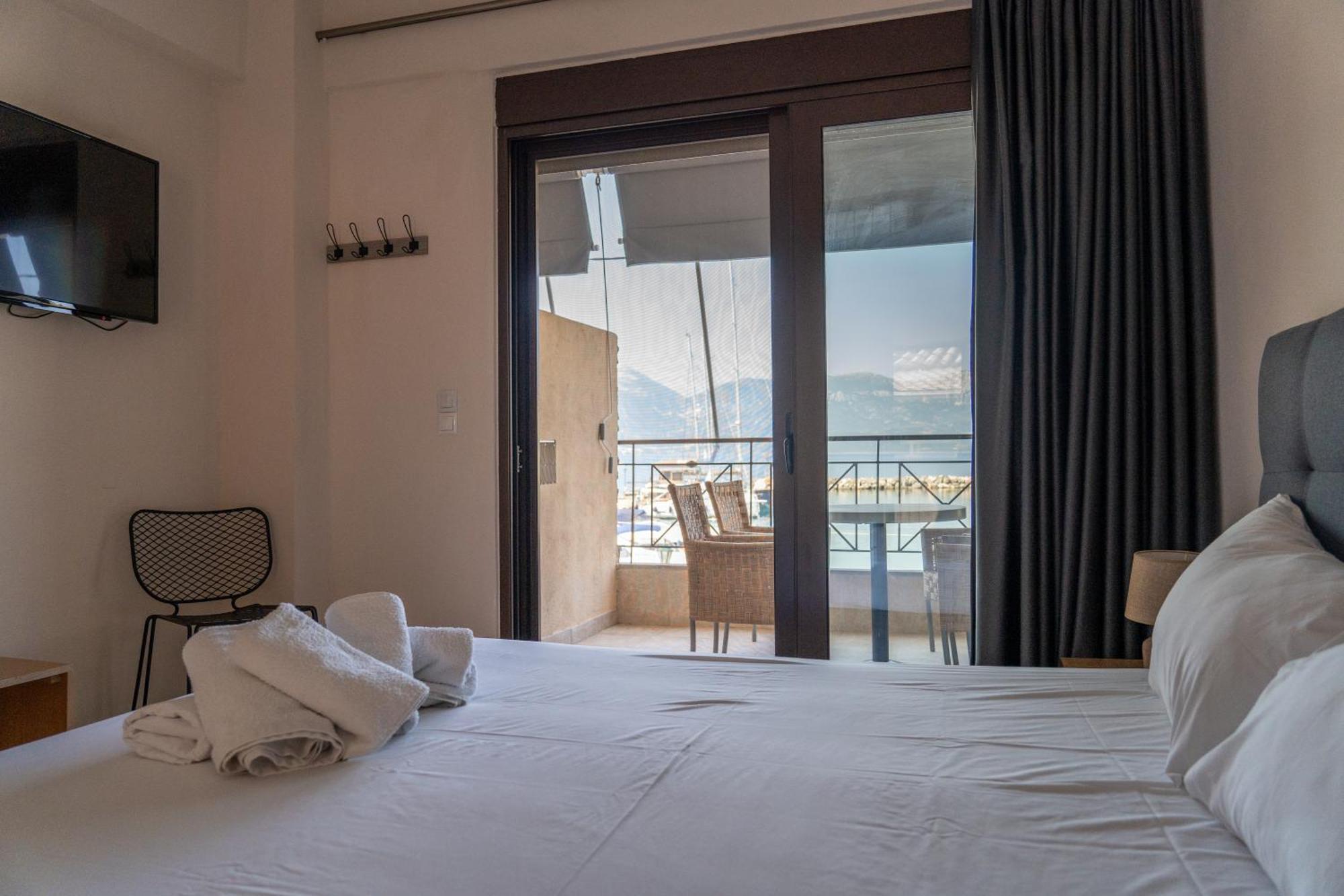 Prego Living Apartments Vathi  ภายนอก รูปภาพ