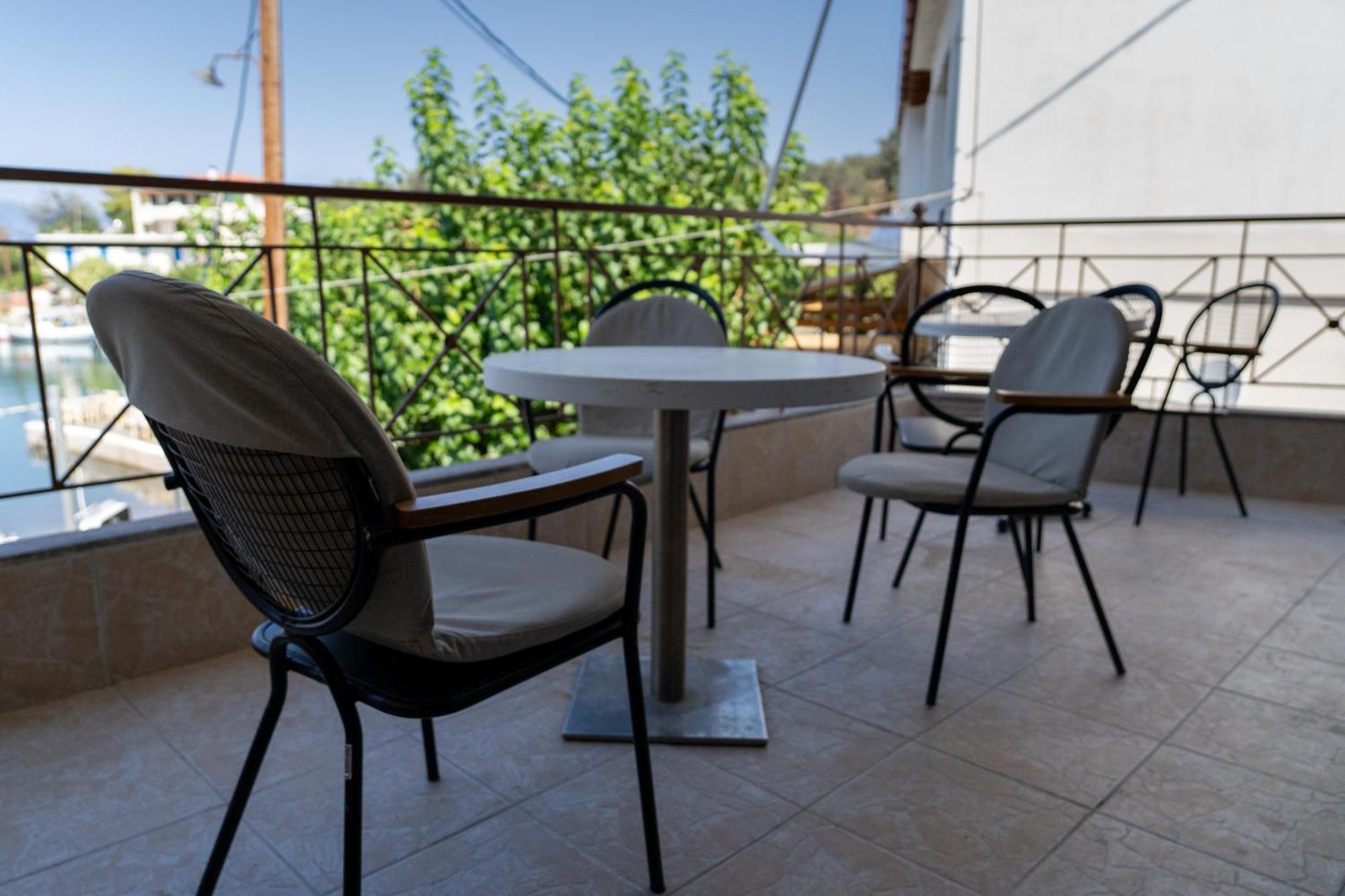 Prego Living Apartments Vathi  ภายนอก รูปภาพ